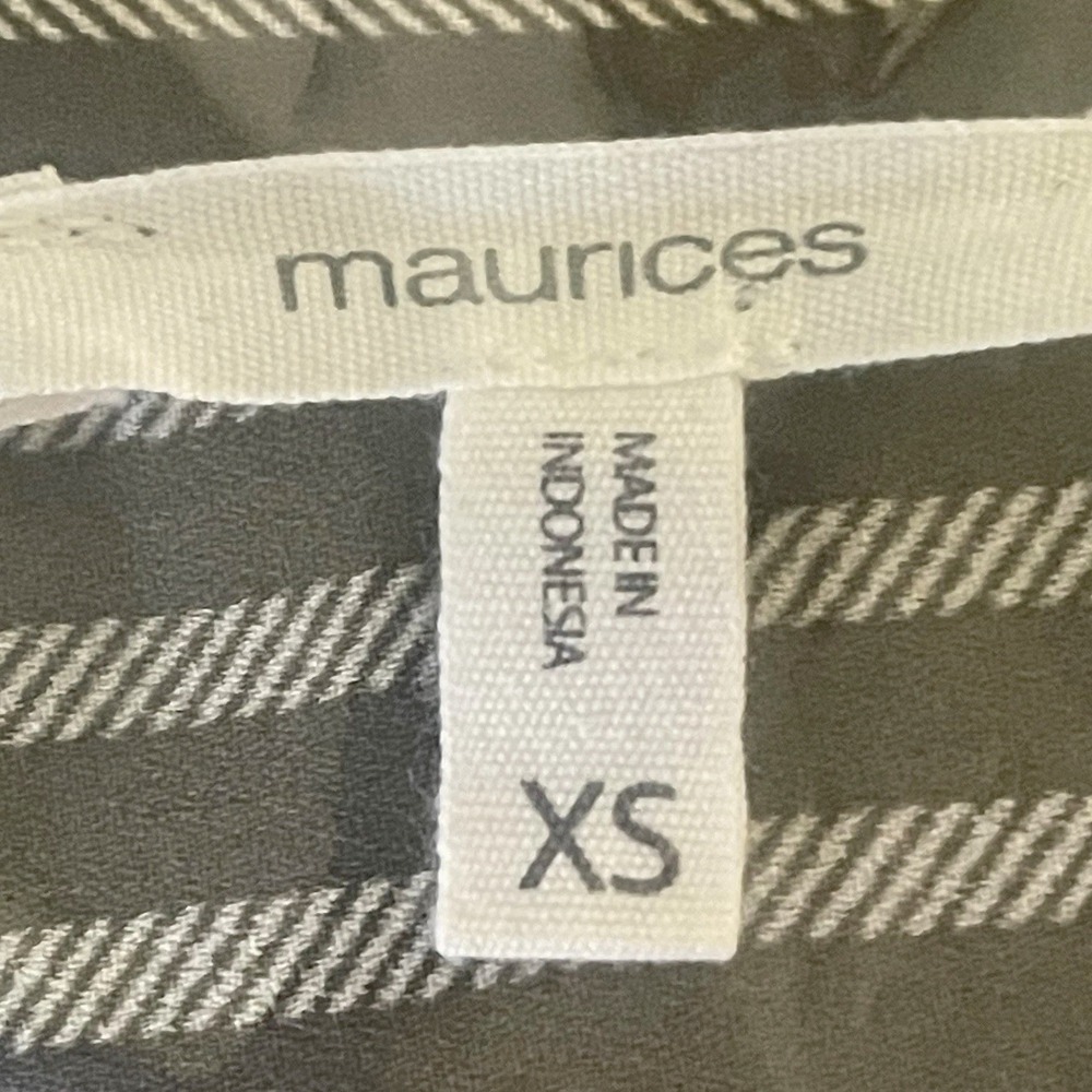 Maurice's XS Green Cream Striped Blouse Roll Tab Sleeve Button In Front‎ Pocket - Picture 4 of 9